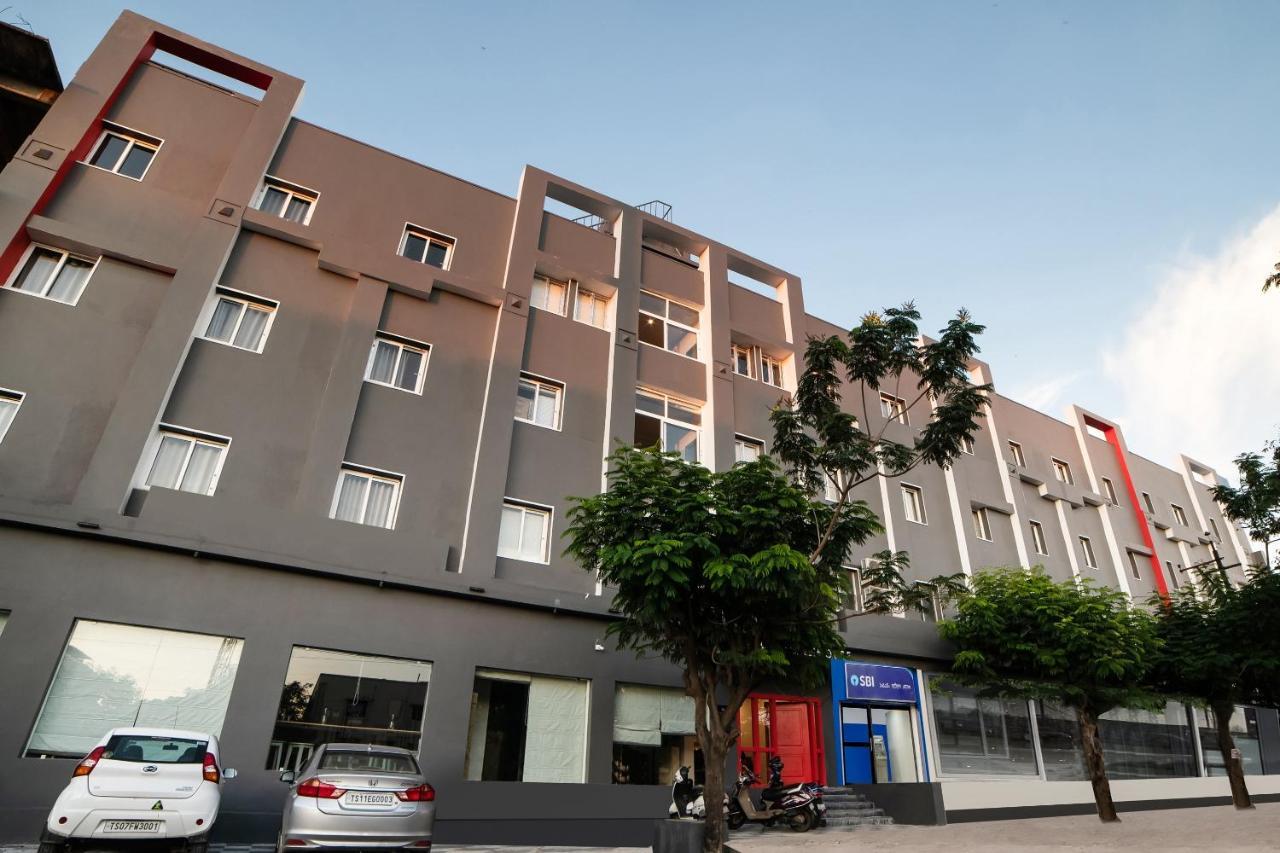 Hotel Townhouse Ss Aero Prime Shamshabad Exteriér fotografie