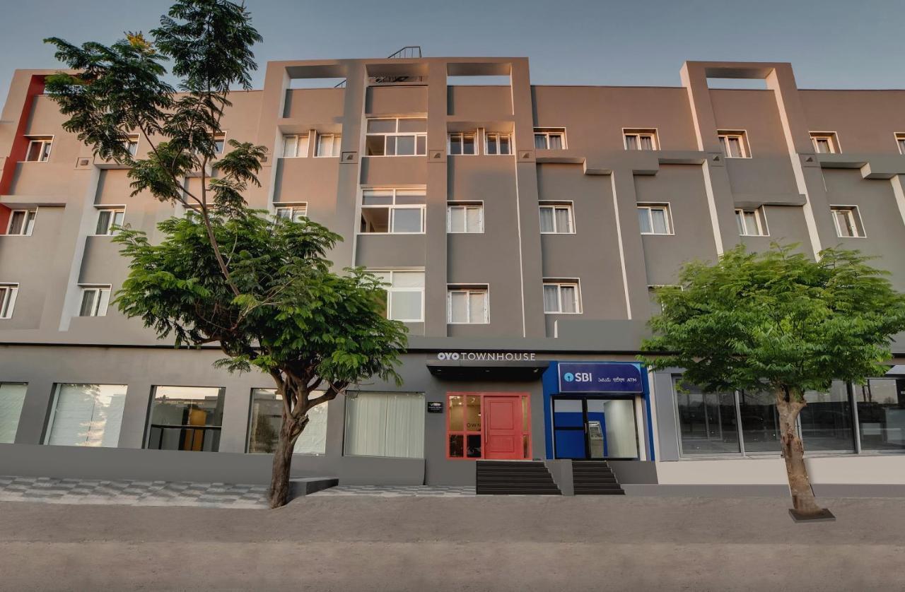 Hotel Townhouse Ss Aero Prime Shamshabad Exteriér fotografie